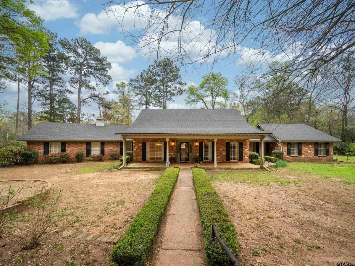 926 Meadowbrook DR, Jacksonville, TX 75766 - #1