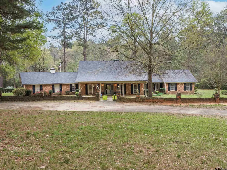 926 Meadowbrook DR, Jacksonville, TX 75766 - #2