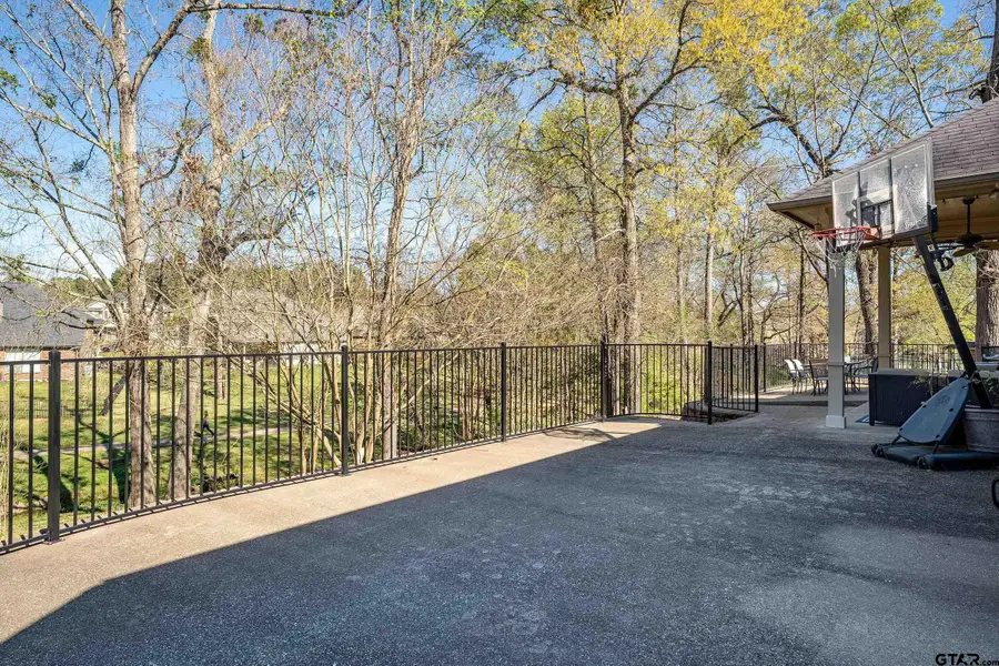 319 Rosebrook Circle, Whitehouse, TX 75791 - #3