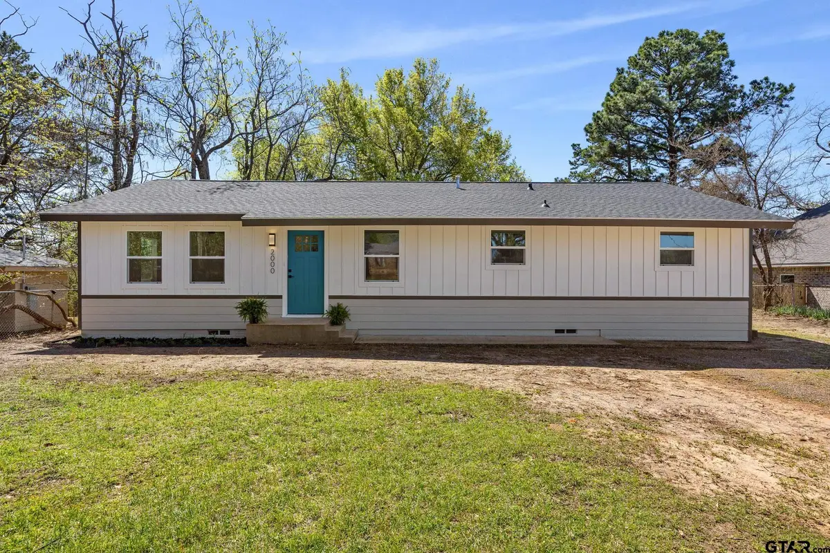 2000 W Oakwood St, Tyler, TX 75702 - #1