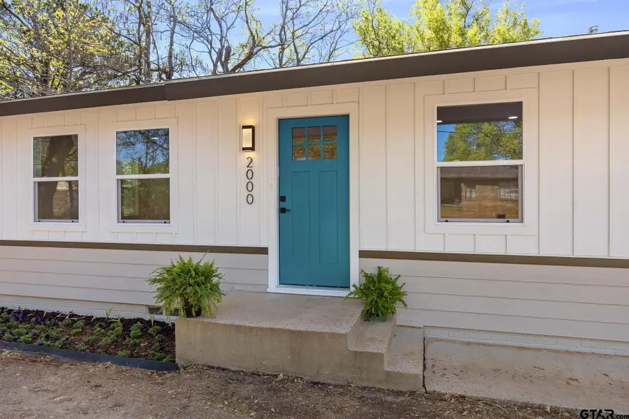 2000 W Oakwood St, Tyler, TX 75702 - #3
