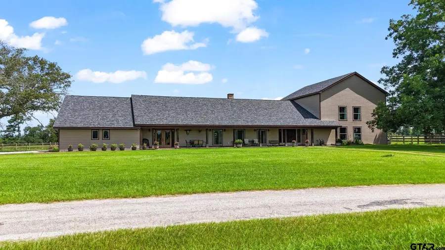 11074 Highway 64 W, Overton, TX 75684 - #2