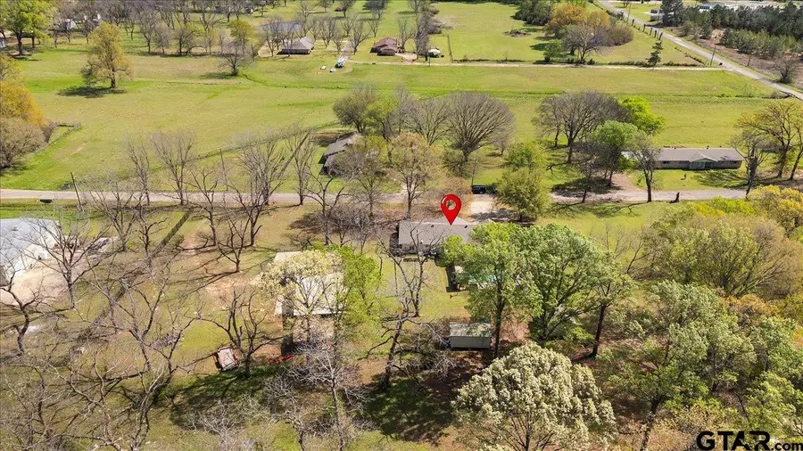 107 Galloway Ave, Naples, TX 75568 - #3