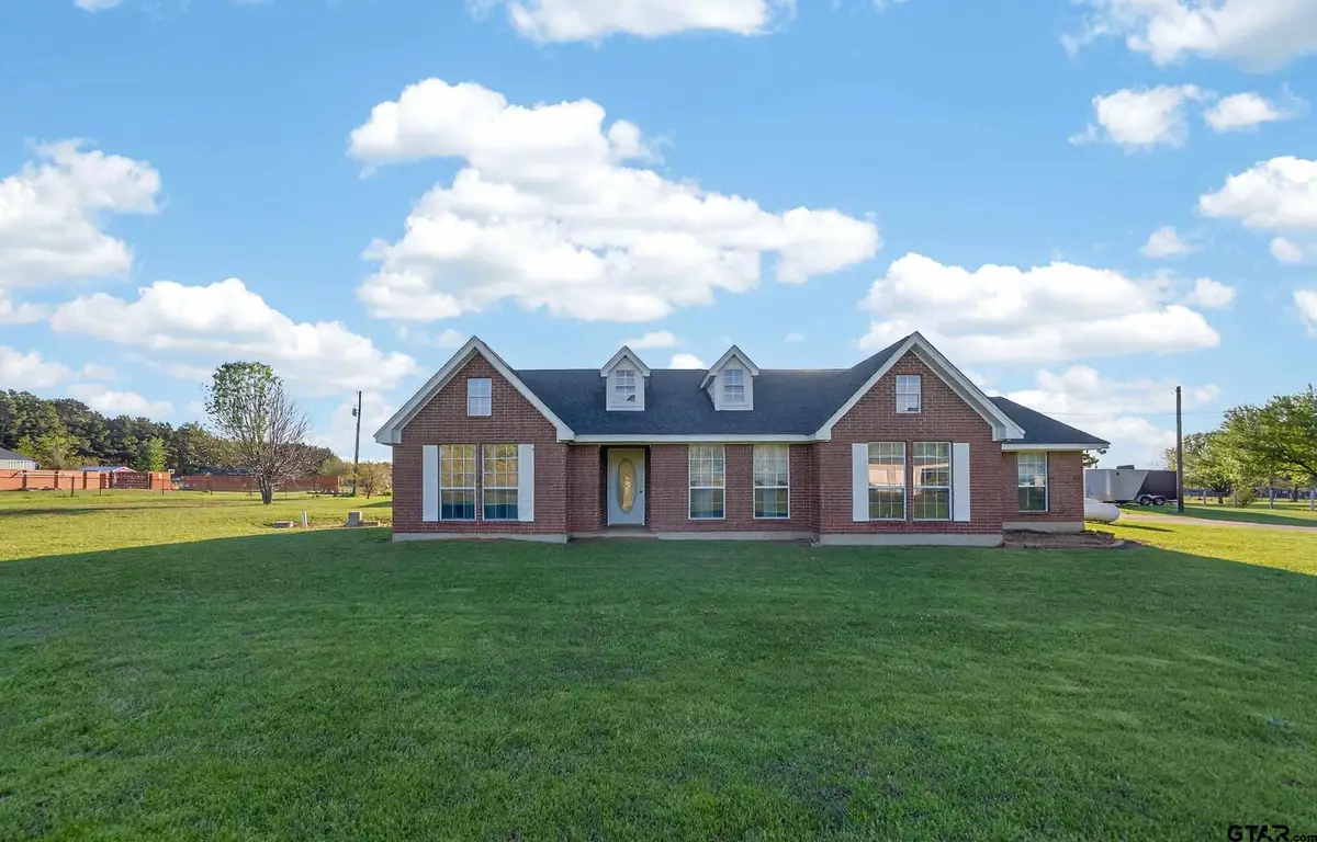 1370 CR 306 D, Henderson, TX 75654 - #1