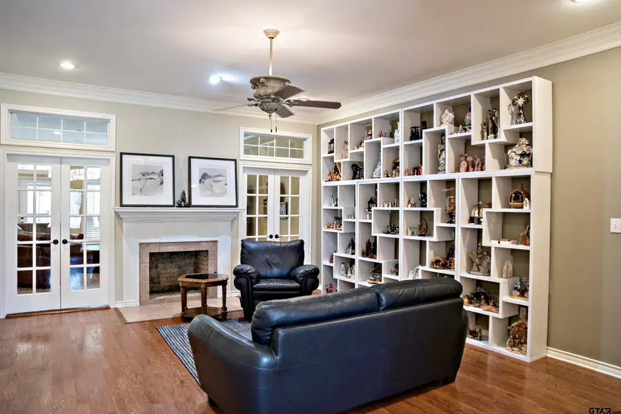 111 LONNIE DR., Athens, TX 75751 - #2