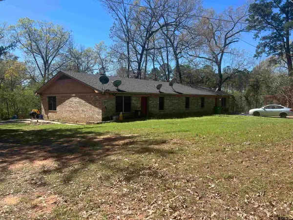 1374 Bentley St., Diana, TX 75640