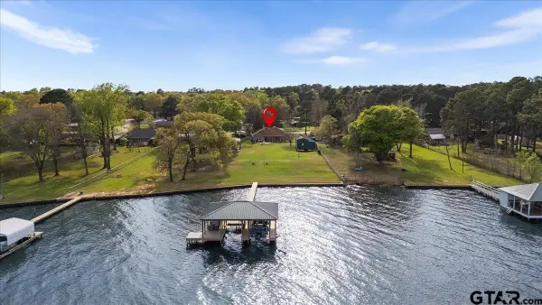 4789 Sunrise Dr., Chandler, TX 75758