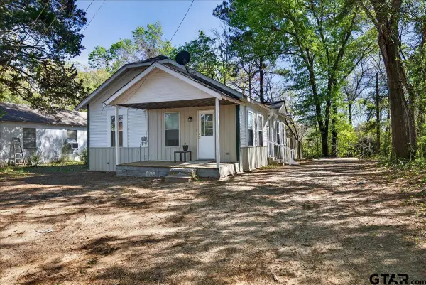 924 Head St, Palestine, TX 75801