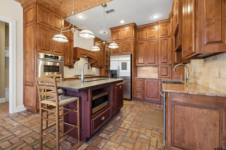 15120 Big Oak Bay Rd, Tyler, TX 75707 - #2