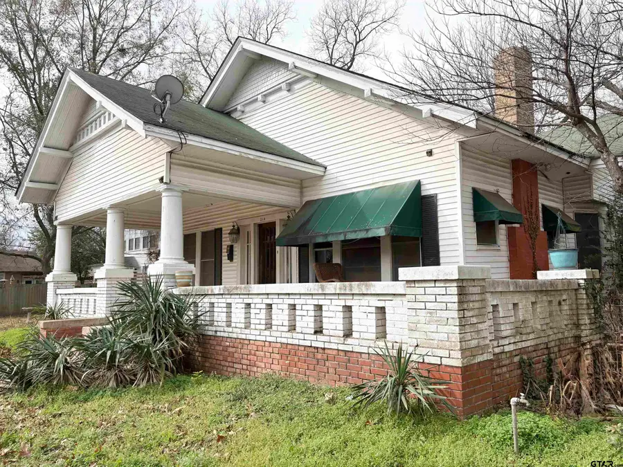 214 N TEXAS, Pittsburg, TX 75686 - #2