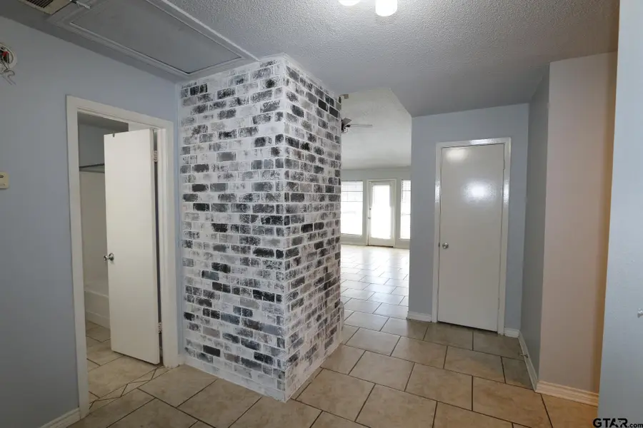 963 Creekside Drive, Tyler, TX 75703 - #3