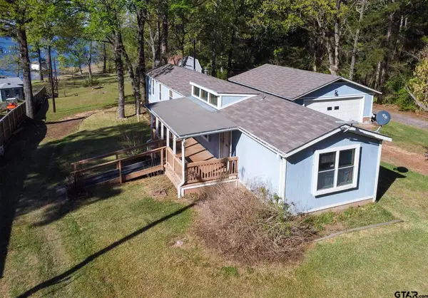 2781 Lake Breeze Dr., Chandler, TX 75758