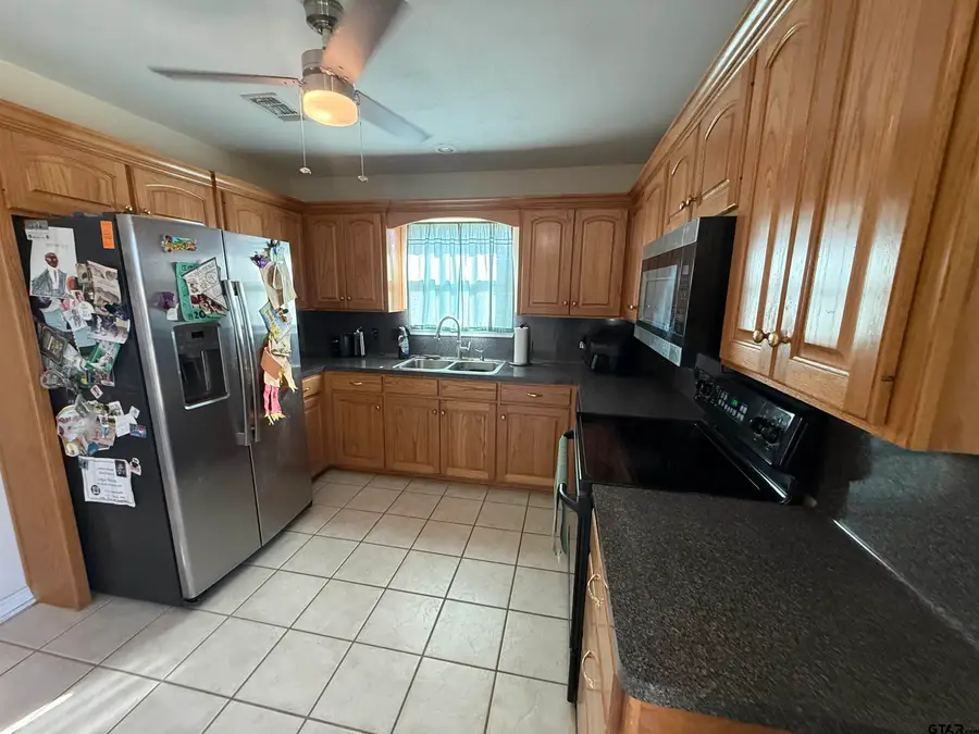 2310 Gayle, Mount Pleasant, TX 75455 - #3