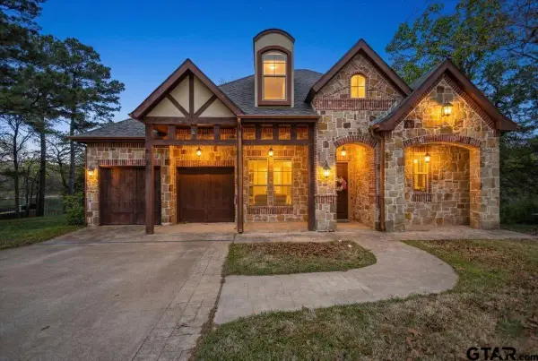 2861 J Cupit Court, Tyler, TX 75709