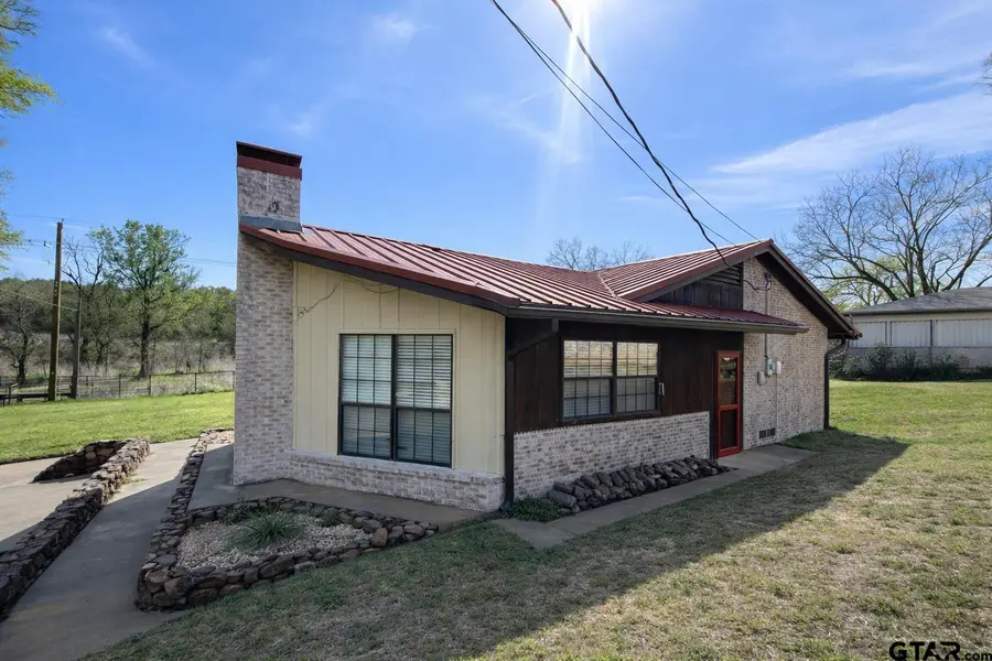 109 Maxine St, Mineola, TX 75773 - #2