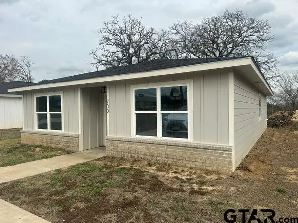 730 N Sanders, Nacogdoches, TX 75964