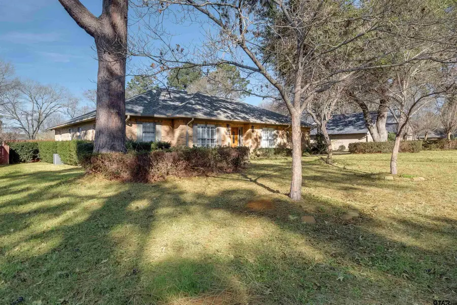 2213 Melissa Dr, Palestine, TX 75803 - #2