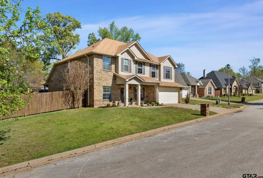 310 Rosebrook Cir, Whitehouse, TX 75791 - #2