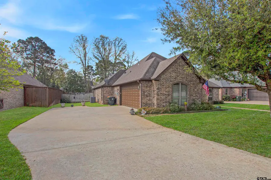 8529 Castleton Way, Tyler, TX 75703 - #2