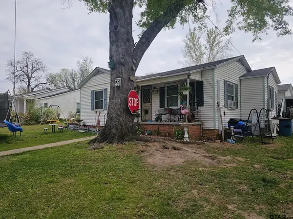 207 Forrest St, Henderson, TX 75654