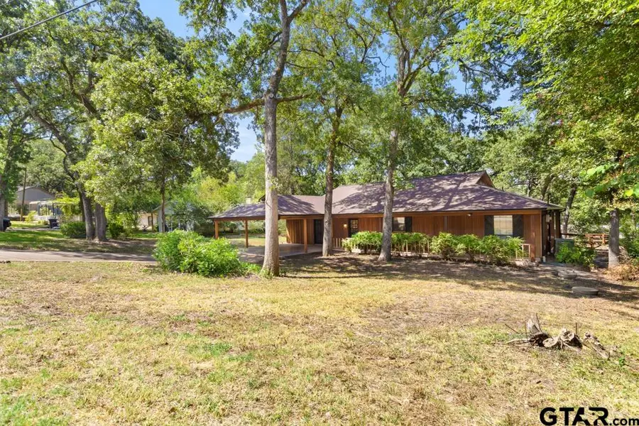 522 Woodside Dr., Hideaway, TX 75771 - #2