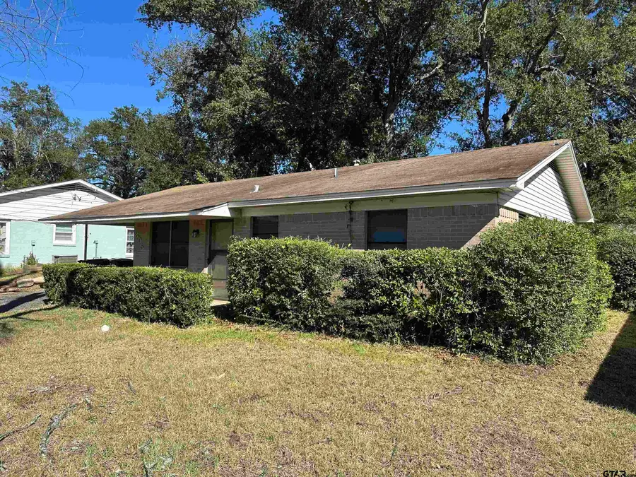 305 N Forest Ave, Tyler, TX 75702 - #2