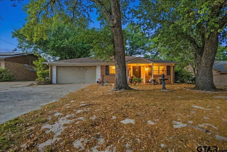3211 Shady Trail Dr, Tyler, TX 75702 - #2