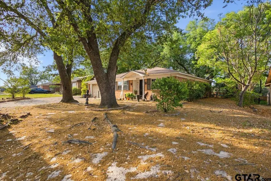3211 Shady Trail Dr, Tyler, TX 75702 - #3