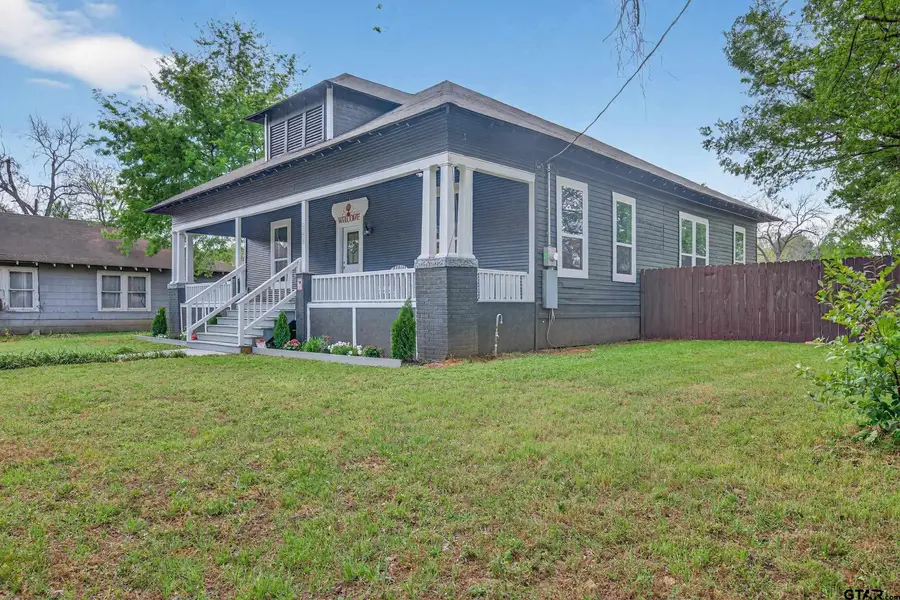 109 N Howard, Palestine, TX 75801 - #2