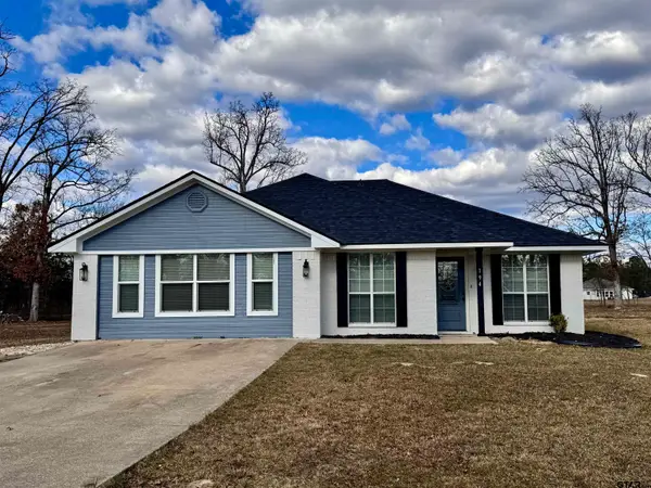 194 County Road 1720, Mount Pleasant, TX 75455