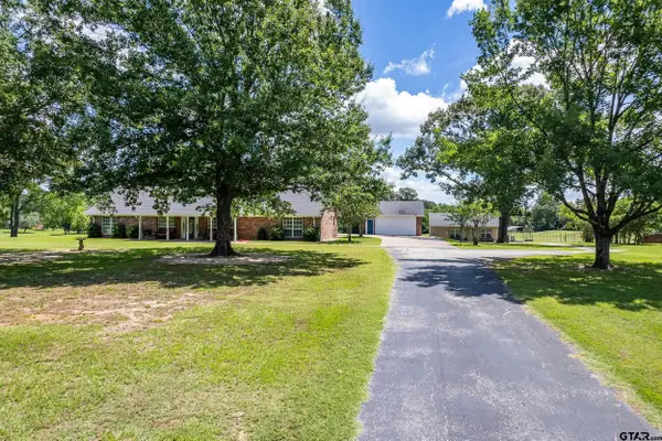 13094 FM 2010, Chandler, TX 75758