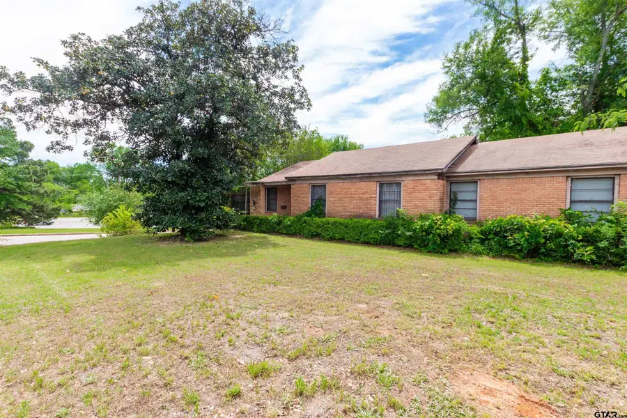 2435 Rodge Dr, Tyler, TX 75701 - #2