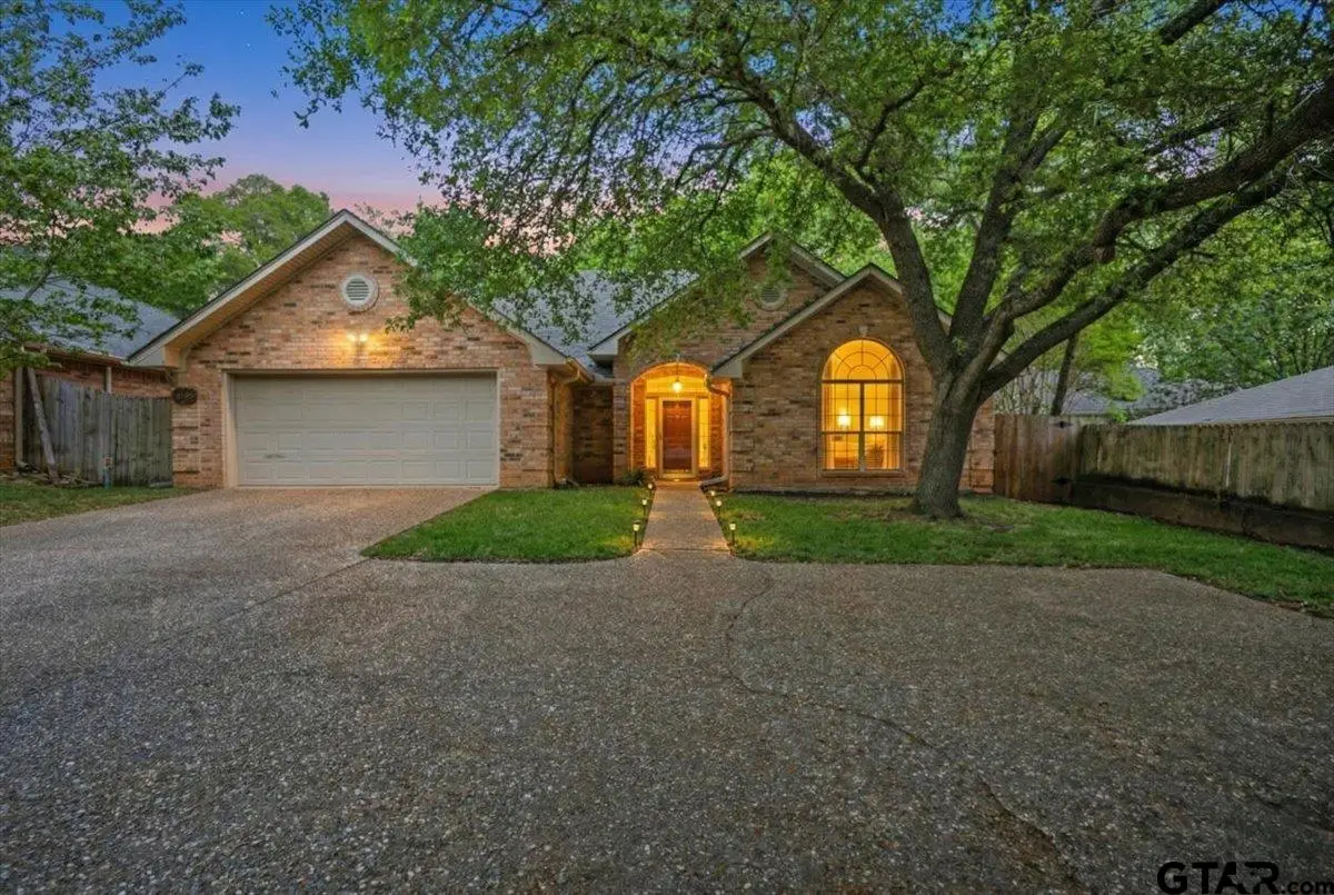 2824 Crestview Ave., Tyler, TX 75701 - #1