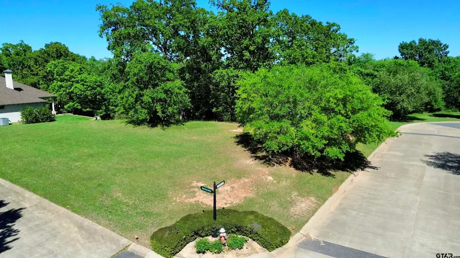 605 Ridgecreek Dr., Tyler, TX 75703 - #2