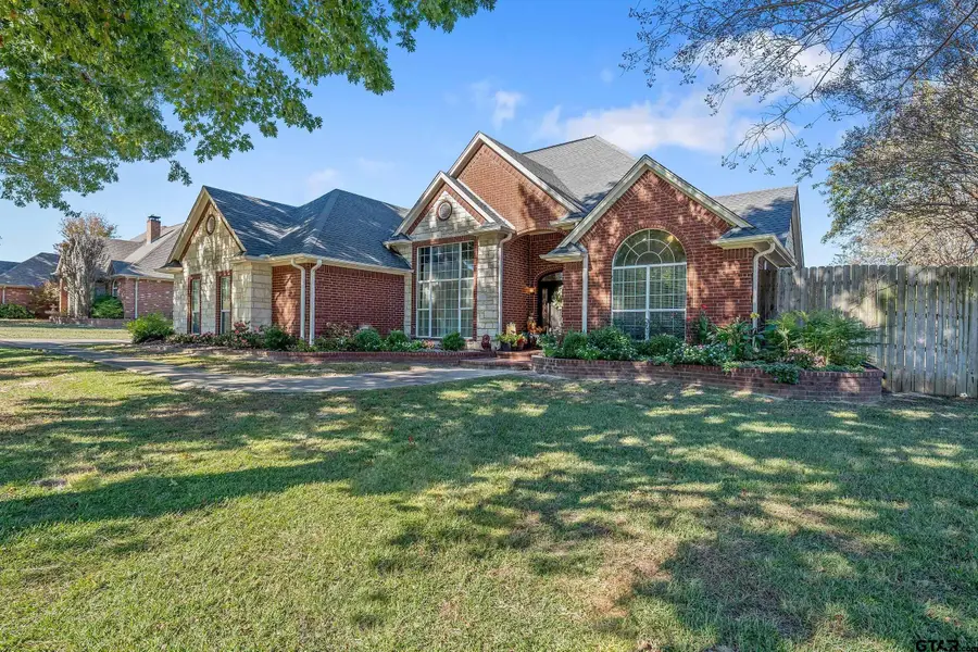 126 E Post Oak, Frankston, TX 75763 - #3