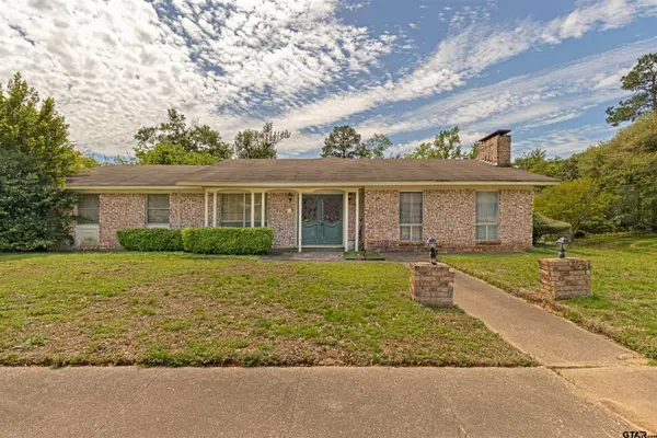 1526 Northridge Dr, Tyler, TX 75702