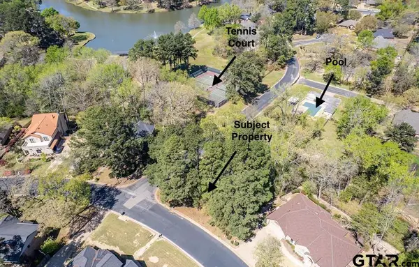 4002 Pinecreek Dr, Tyler, TX 75707