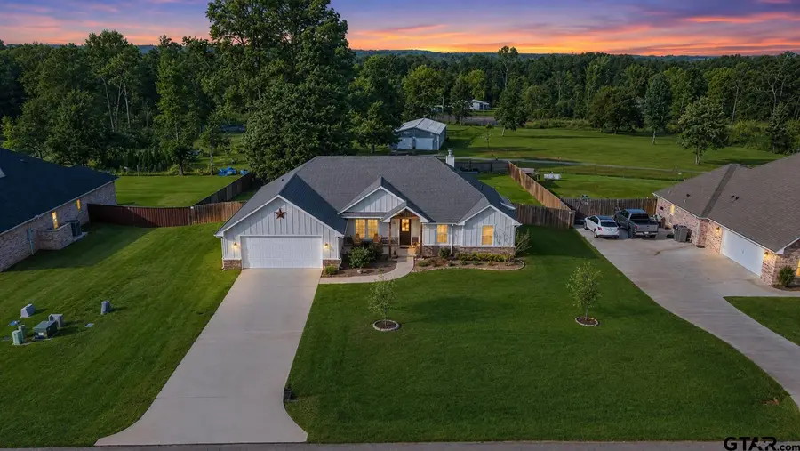 18341 Timber Oaks Drive, Lindale, TX 75771 - #2