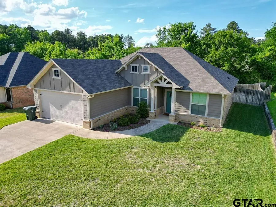 1725 Austin Dr, Tyler, TX 75701 - #2