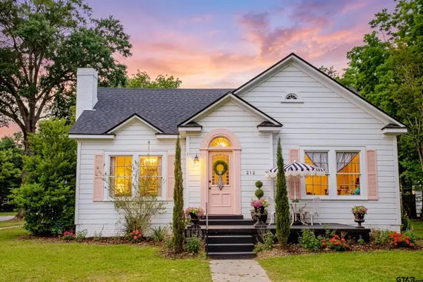212 Smith Street, Henderson, TX 75654