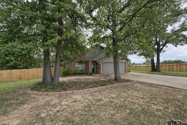 2311 S Williams, Mt Pleasant, TX 75455