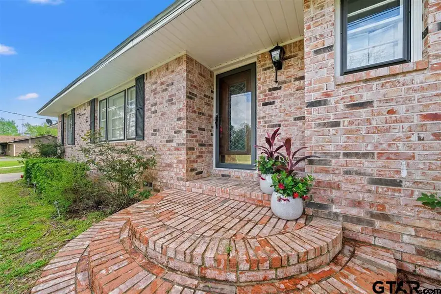 246 Angela Ln., Henderson, TX 75654 - #3