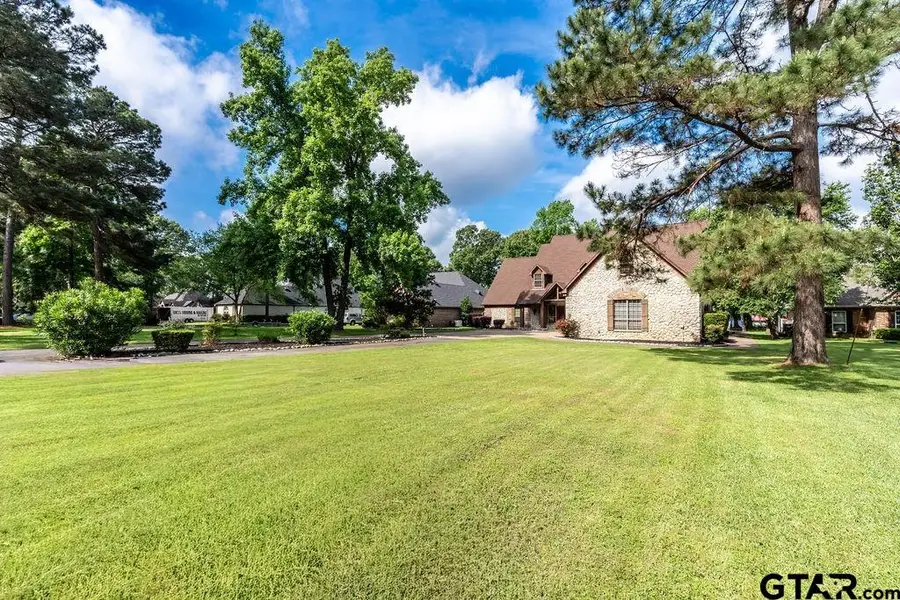 657 Southlake Dr, Bullard, TX 75757 - #2