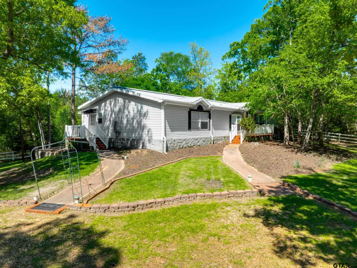 6679 W State Hwy 294, Palestine, TX 75801 - #1