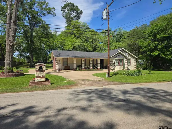 1561 Montgomery Gdns, Tyler, TX 75708