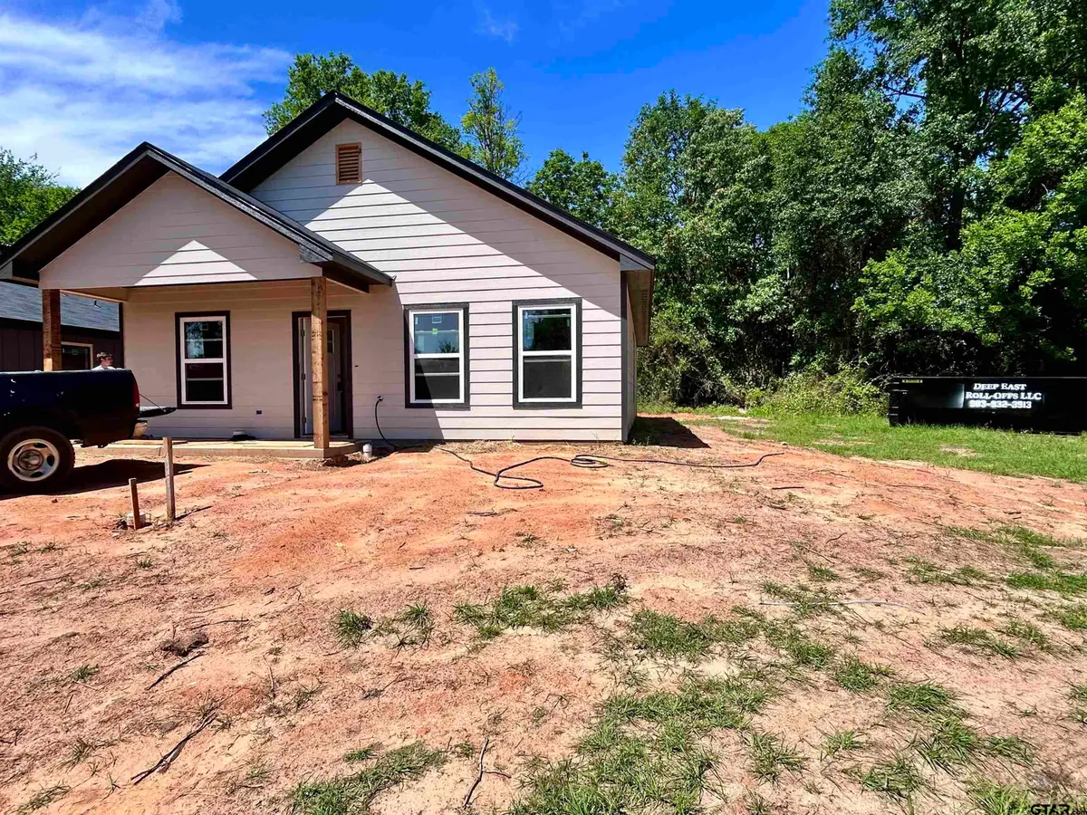 203 E Fleming, Longview, TX 75604 - #1