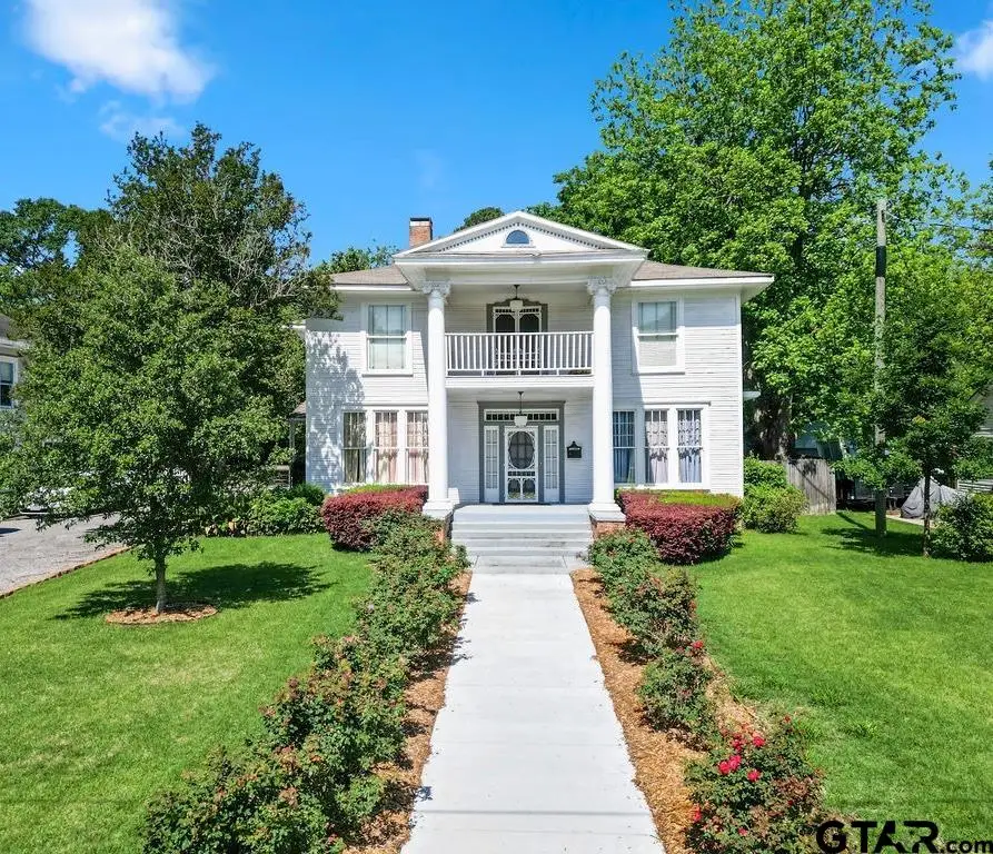 218 N Texas St, Pittsburg, TX 75686 - #1