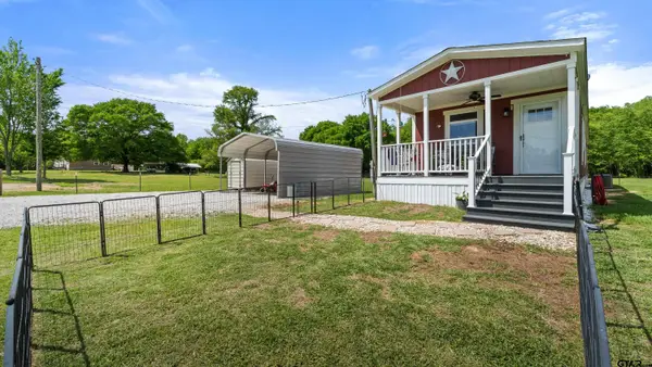 6642 US Highway 67 W, Omaha, TX 75571