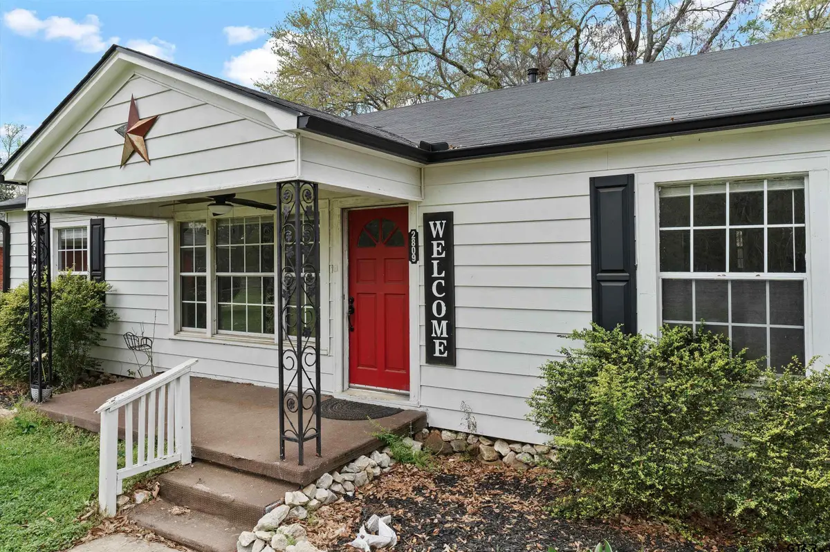 2809 S Broadway, Kilgore, TX 75662 - #1