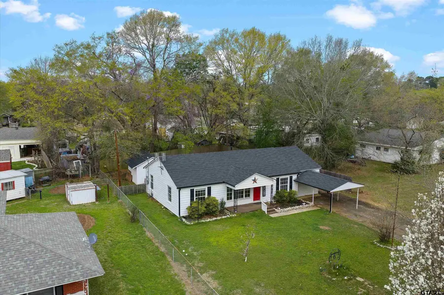 2809 S Broadway, Kilgore, TX 75662 - #2